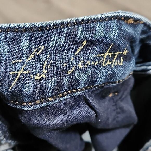 GUC WHBM Skinny Flare Dk Jeans - Picture 6 of 11